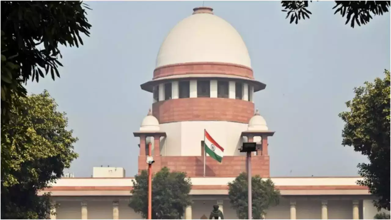 Supreme Court के आदेश के बावजूद दिल्ली में चलेगा बुलडोजर, 102 इमारतें निशाने पर