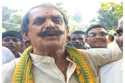 मोकामा गोलीबारी मर्डर केस: दुलारचंद यादव की हत्या के बाद बड़ी कार्रवाई, पटना ग्रामीण एसपी का तबादला – चुनाव आयोग ने तीन अफसरों पर गाज गिराई