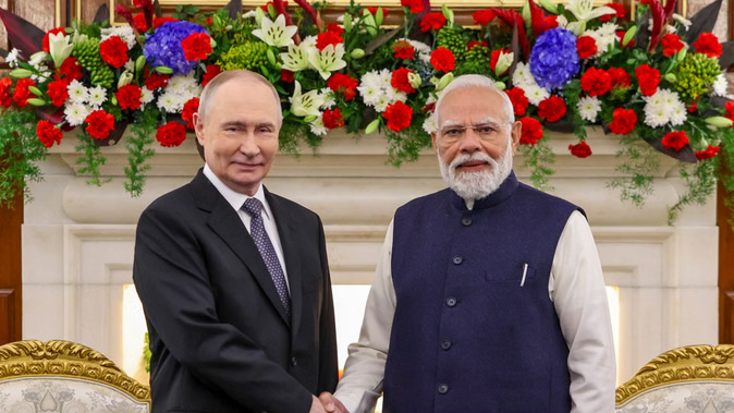 पीएम मोदी ने रूस के राष्ट्रपति पुतिन के आवास को निशाना बनाए जाने की खबरों पर जताई गहरी चिंता.