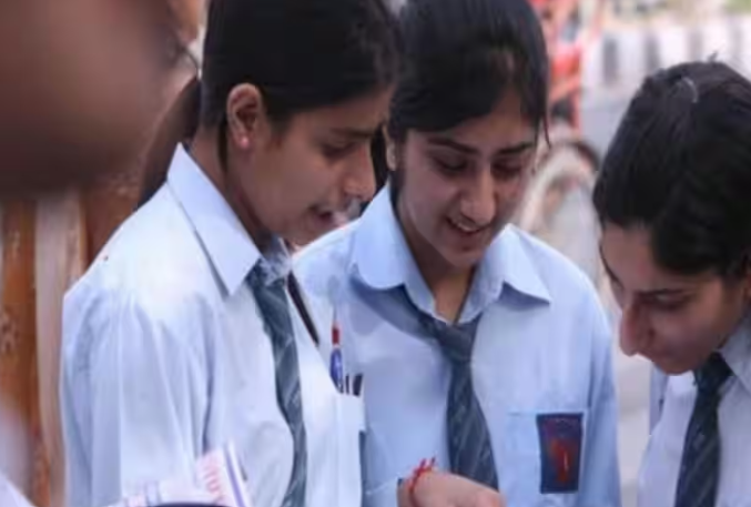 CBSE 10वीं सेकेंड बोर्ड परीक्षा 2026 का रिजल्ट जारी, 6.8 लाख से ज्यादा छात्रों का इंतजार खत्म