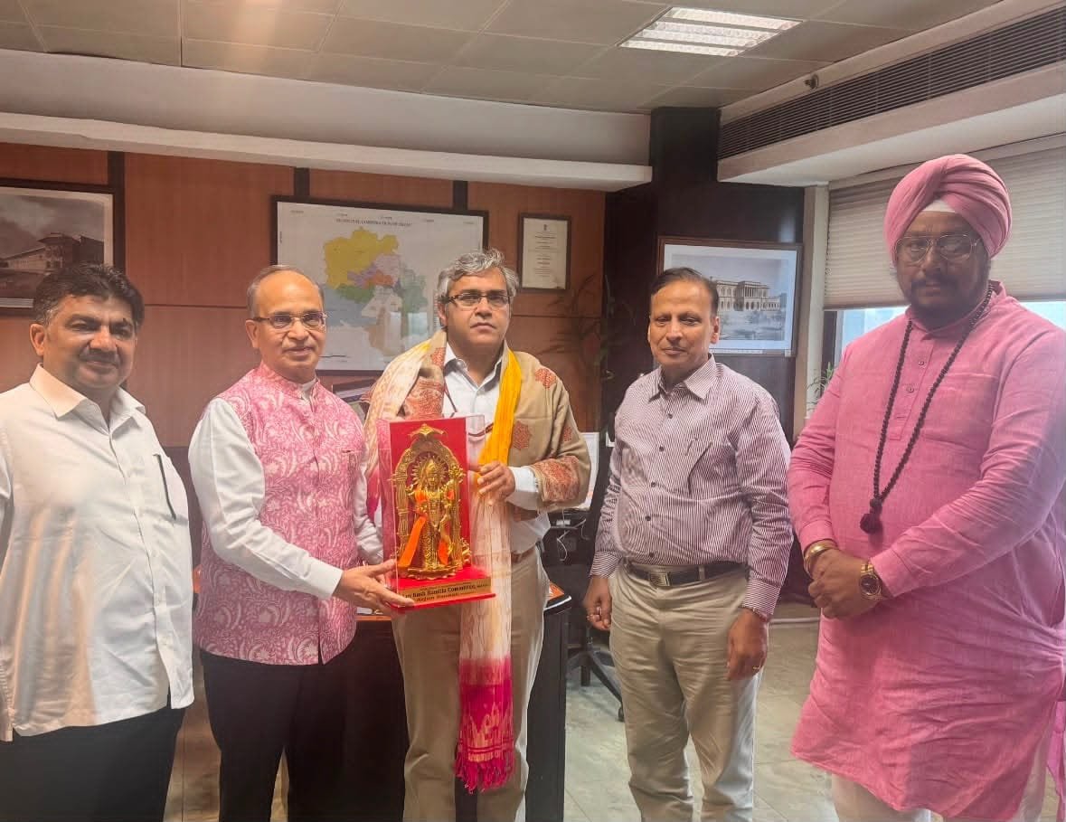 रामलीला आयोजकों को निगम सभी सुविधाएं उपलब्ध कराएगा: निगम आयुक्त