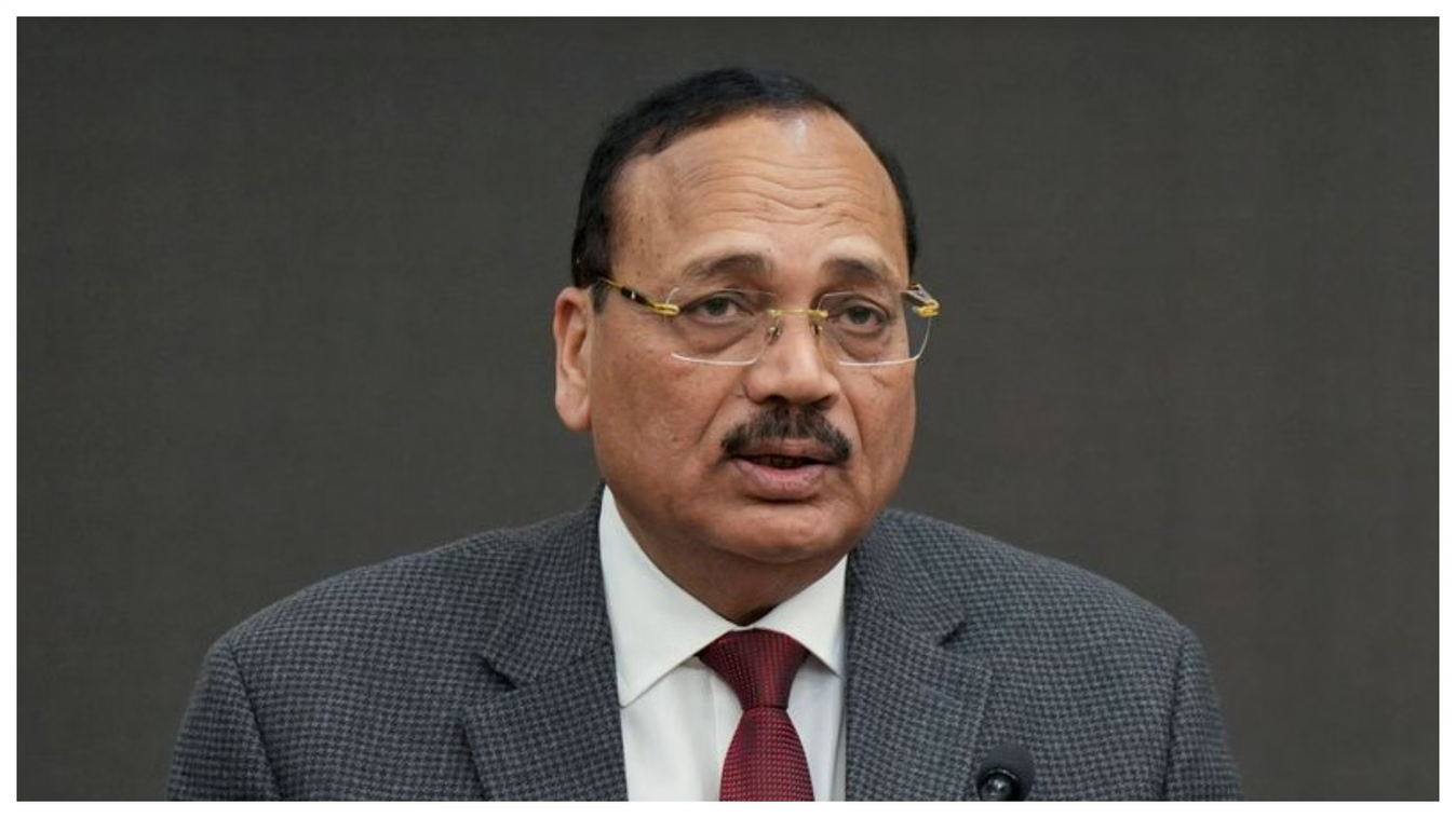 CJI सूर्यकांत ने छात्र प्रदर्शन याचिका पर फैली खबरों को बताया गलत, कहा- सुप्रीम कोर्ट में दायर नहीं हुई ऐसी कोई याचिका