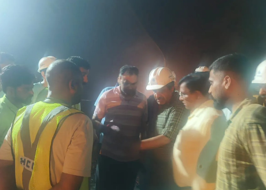 चमोली में टनल हादसा, 3 मजदूरों की मौत; 16 लोगों का रेस्क्यू