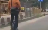 बेंगलुरू के ट्रैफिक से बचने का अनोखा जुगाड़, यूनीसाइकिल पर ऑफिस जाता दिखा शख्स
