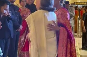 सुप्रिया सुले की बेटी के रिसेप्शन में दिखा सियासी मेलजोल, PM मोदी-राहुल गांधी-खड़गे की मुलाकात ने खींचा ध्यान