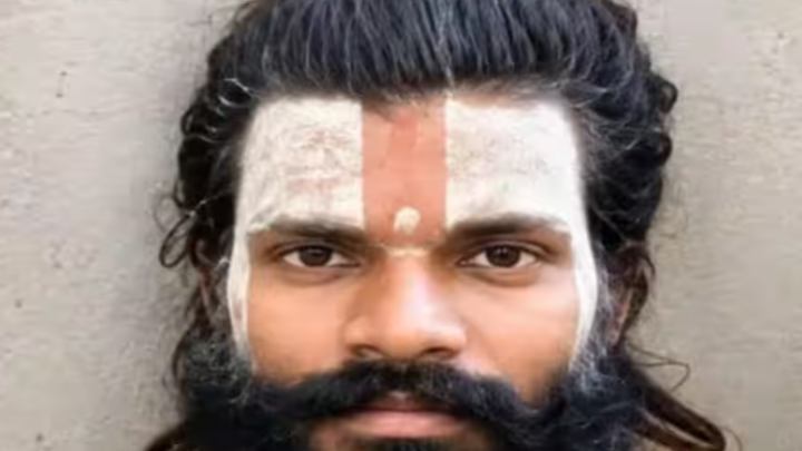 वृंदावन में प्रेमानंद महाराज के शिष्य ने चौथी मंजिल से कूदकर दी जान, पुलिस जांच में जुटी