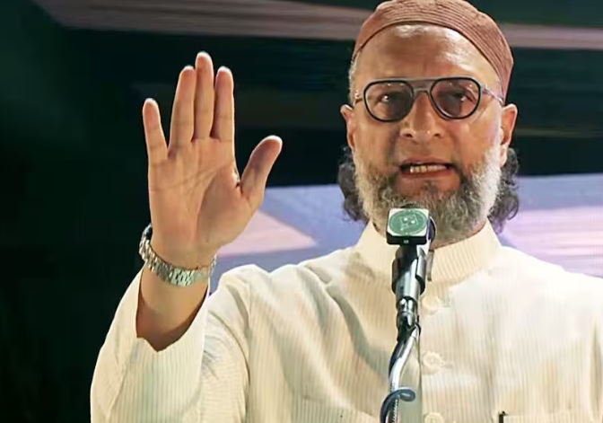 SIR पर ओवैसी का अखिलेश यादव पर हमला, बोले- PDA के मसीहा ने क्या काम किया?