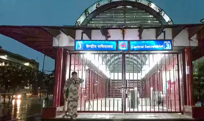 दिल्ली मेट्रो के 6 स्टेशनों को खोलने के फैसले पर बदला DMRC का रुख, सुरक्षा समीक्षा के बाद होगा निर्णय