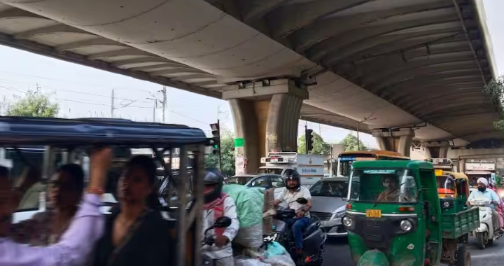 दिल्ली में ई-रिक्शा चलाने के नियम होंगे सख्त, पुराने मालिकों को भी लेना होगा ECC सर्टिफिकेट